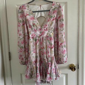 Hello Molly Floral V-Neck Dress with Back Cut Out Size 8